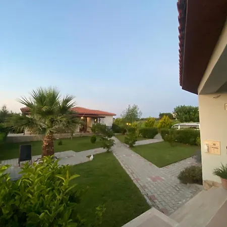 Karina Vineyard House בית כפרי בוזקאדה