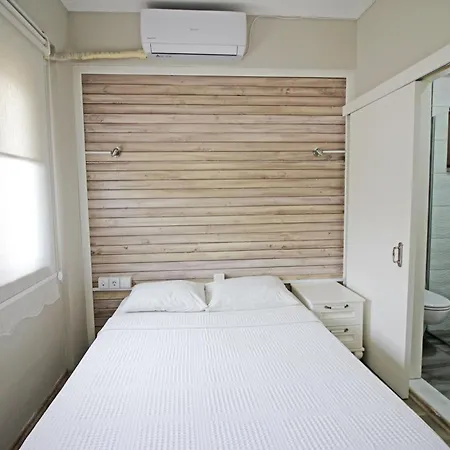 בית כפרי Karina Vineyard House בוזקאדה