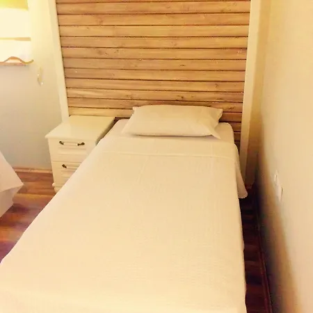 Karina Vineyard House בית כפרי *