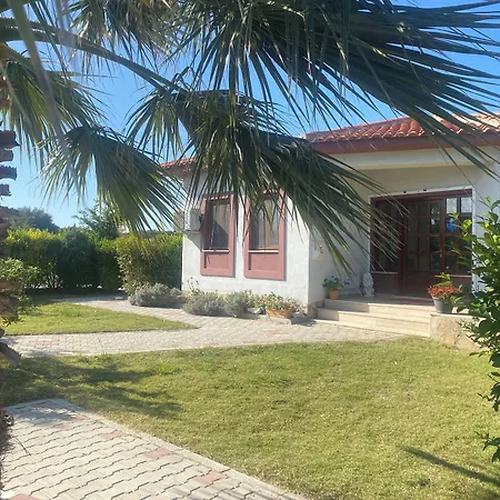 Karina Vineyard House בית כפרי בוזקאדה