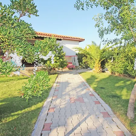 Karina Vineyard House בוזקאדה