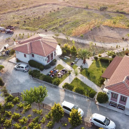 Karina Vineyard House *